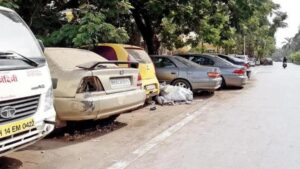 Pune abandoned vehicles fine