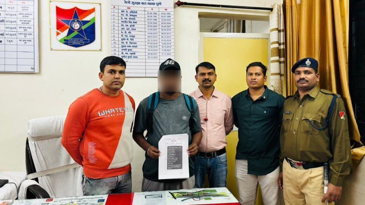 Fraudster arrested at Pune station