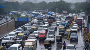 Traffic at Kalamboli Circle