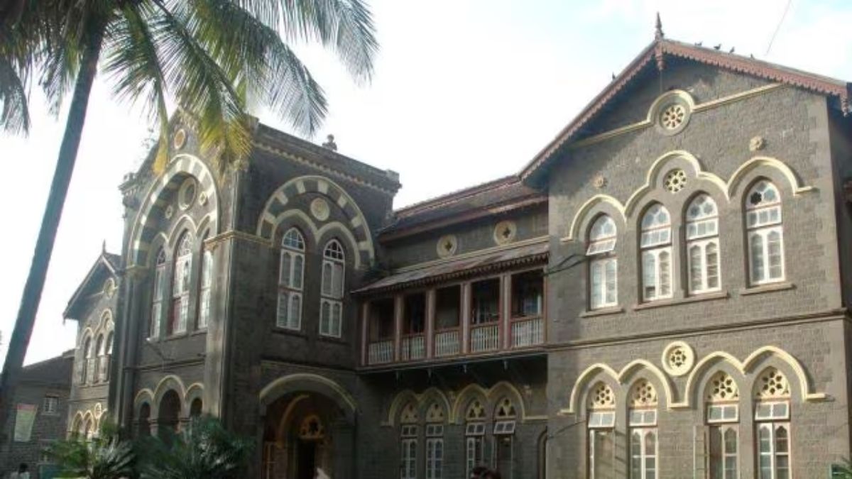 Pune: 19-Year-Old Law Student Found Dead in Hostel Room on Fergusson College Campus