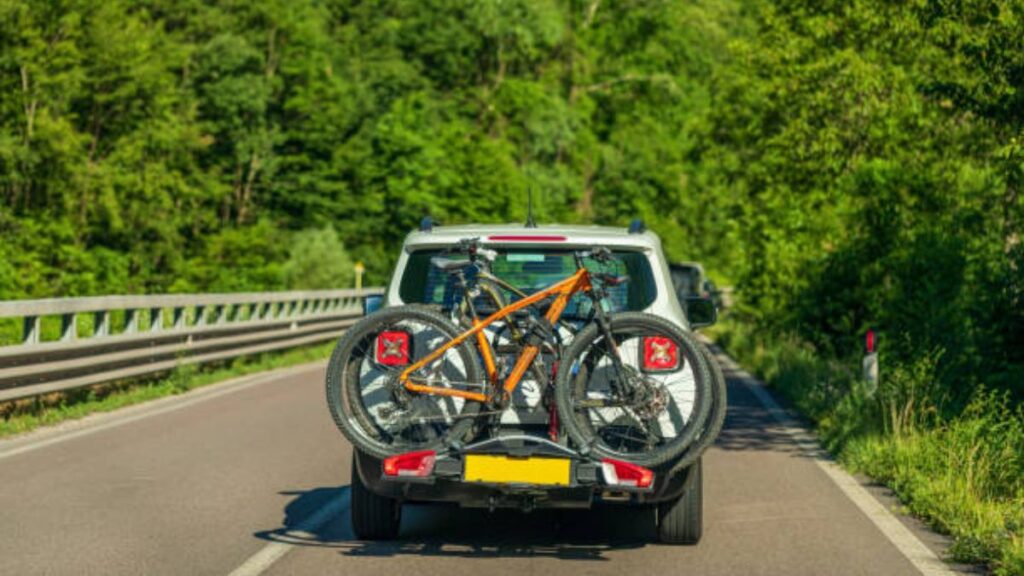 Maharashtra Transport Commissioner Directs Authorities Not to Penalize Vehicles with Cycle Carriers