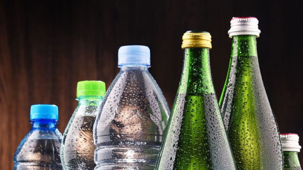 Glass Bottles Contain More Microplastics Than Plastic Bottles and Cans - French Study 1 Study Reveals Glass Bottles Contain More Microplastics Than Plastic Bottles and Cans