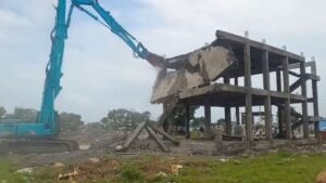PMC demolishes illegal structures in Lohgaon Air Force zone