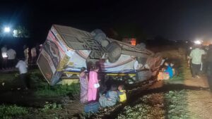 Pune-Solapur Highway Accident