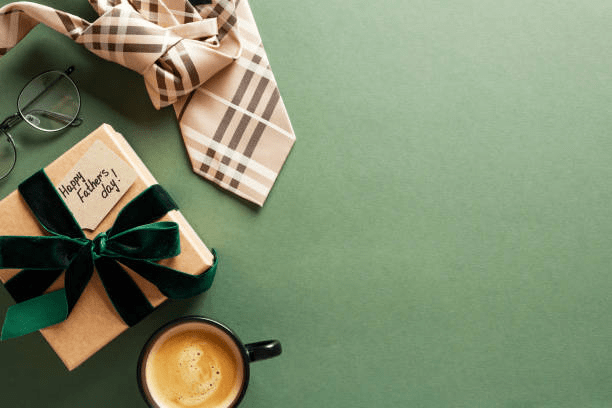 Father’s Day 2025: Heartfelt Wishes, Quotes, Wallpapers & Gift Ideas