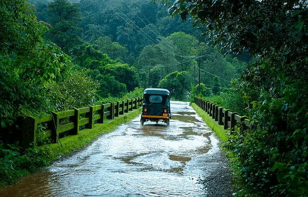 Tamhini Ghat: Monsoon’s Magical Gateway to Waterfalls, Mist & Adventure in the Sahyadris