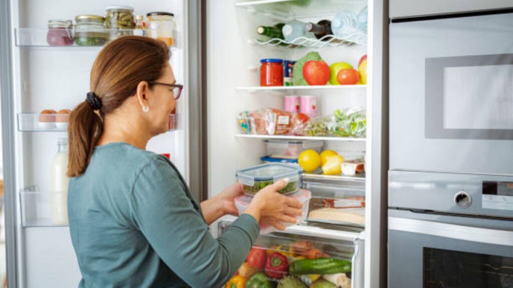 Fridge cleaning in monsoon