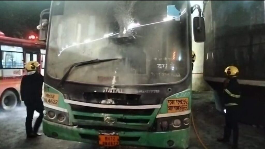Pune: PMPML Bus Catches Fire Near Shivajinagar Agriculture College; No Injuries Reported 1 PMPML bus fire Shivajinagar