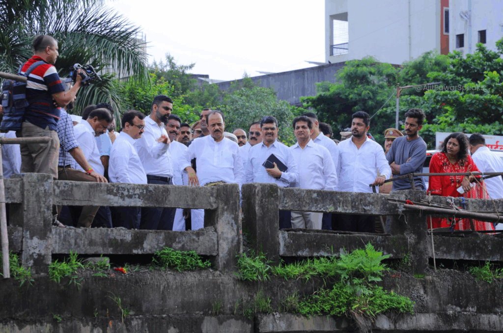 Deputy CM Ajit Pawar Inspects Hinjawadi’s Traffic and Infrastructure Issues, Demands Swift Action 5 Hinjawadi traffic and infrastructure issues