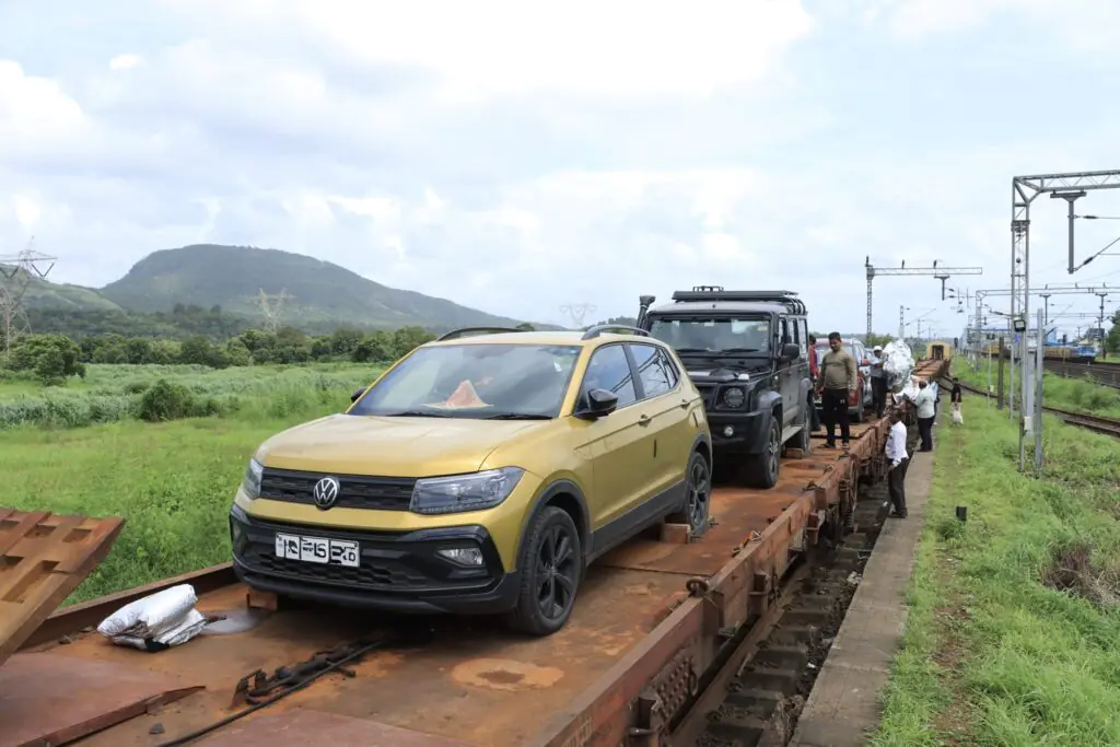 Ro-Ro car rail service