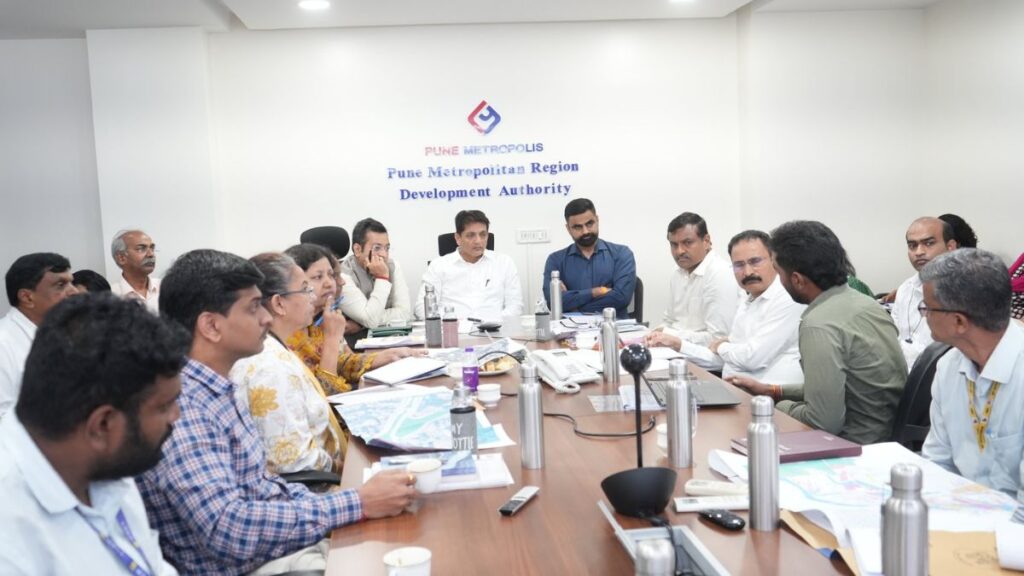 PMRDA Steps Up Land Acquisition Process for Roads to Alleviate Traffic Congestion in Pune 1 PMRDA Pune traffic projects
