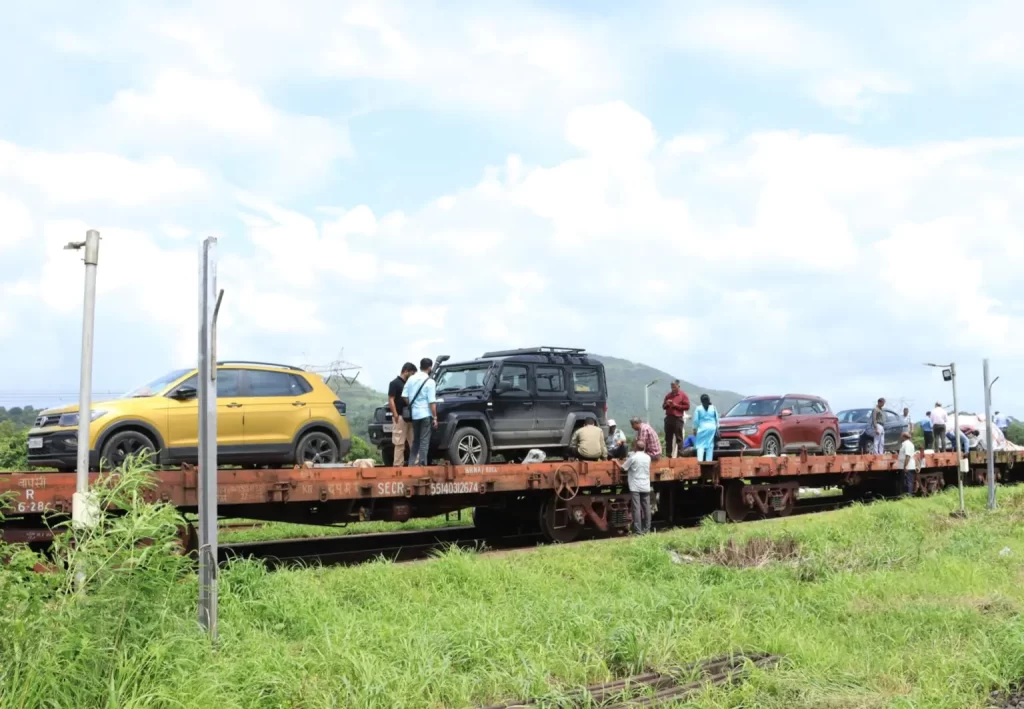 Ro-Ro car rail service