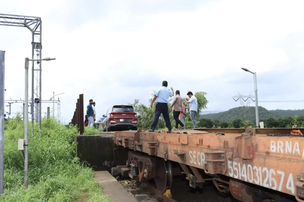 Ro-Ro car rail service