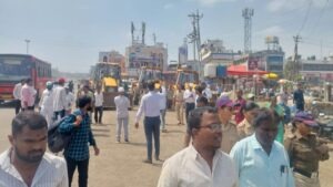 Pune-Nashik Highway encroachment