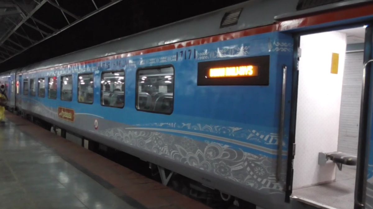 Pune–Solapur train restoration
