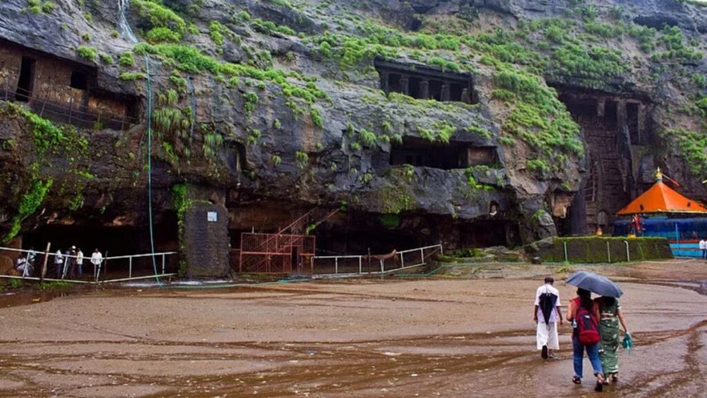 Traffic diversions Mumbai-Pune Highway Navratri