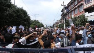 tourists stranded in Nepal