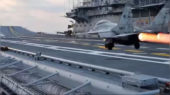 INS Vikrant: 4.5 Acres of Sovereign Indian Power, Sailing at 28 Knots to Park an Airbase at the Enemy's Doorstep | What Makes it So Deadly? 5 mig29k fighter taking off from INS Vikrant