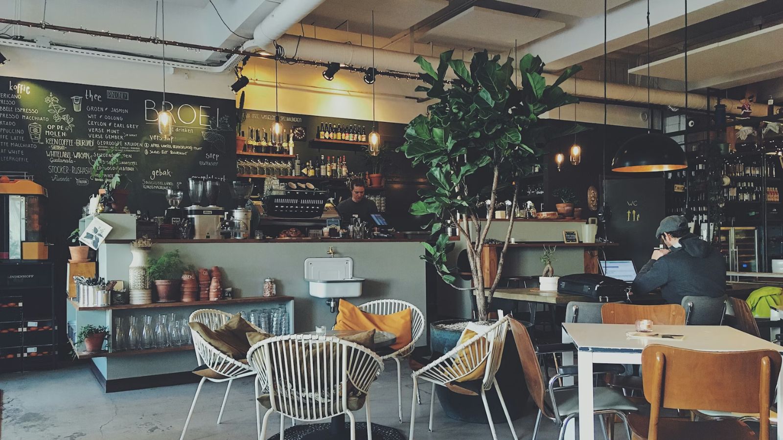 20 Top Restaurants and Cafes in Pune, Each Perfect for a Different Mood and Occasion