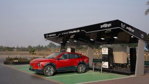 Mahindra Charge_IN inaugurates 180 kW ultra-fast charging network; Commits to set up 1000 charging points by end of 2027