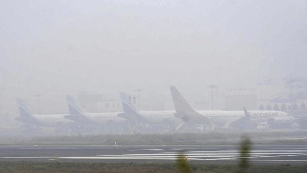 IndiGo Issues Travel Advisory: Flights to North and East Indian Cities Impacted Due to Dense Fog and Low Visibility