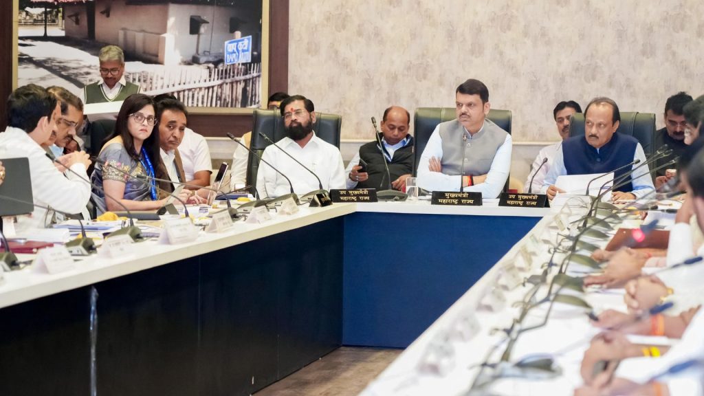 CM Fadnavis Orders Swift Completion of Pune Metro Line 3 by March 2026 Amidst 220 Project Sanctions Worth ₹32,523 Cr