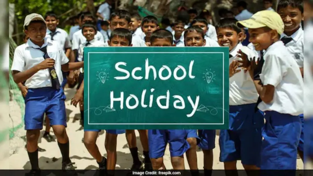chool Holidays December 2025: Full List of Christmas Breaks, Winter Vacations and State-Wise Schedules