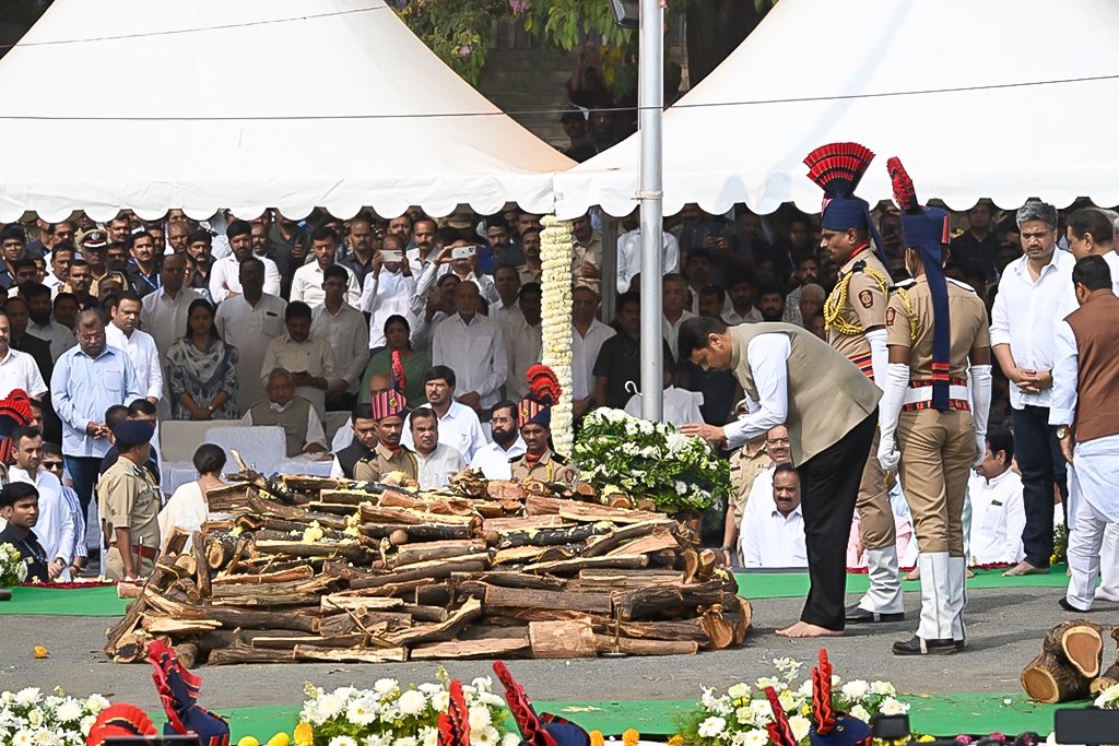 Fadnavis at Ajit Pawar's Funeral