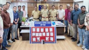Faraskhana police bust inter-state gang